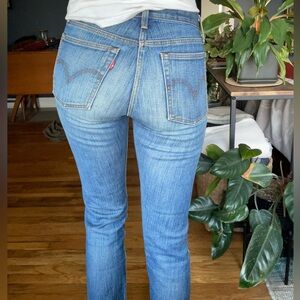 Levi’s wedgie jeans sz 26